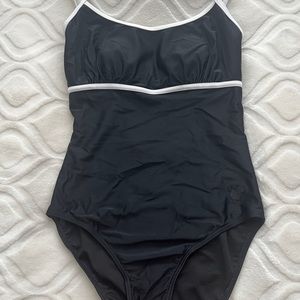 One piece Disney Resort women swimsuit xs